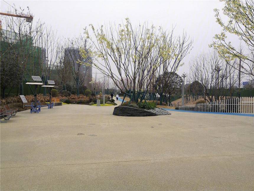 邦泰·翡翠城（一期）项目31,33栋取得273套23475.54㎡房源预售许可