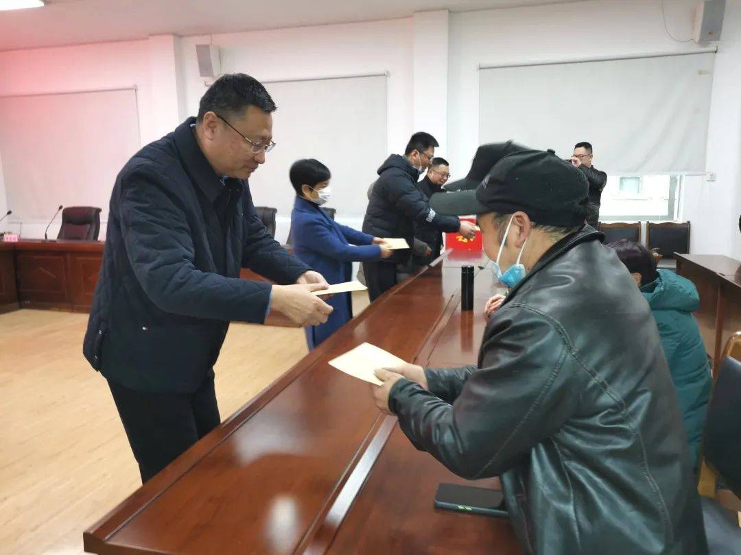 德阳市住建局开展乡村振兴联系帮扶春节“送温暖”活动