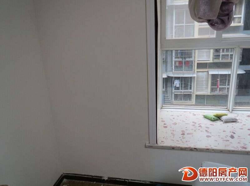 安置房房屋沁水投诉3年仍未解决