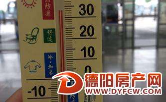 德阳城北站不开空调，乘客候车像蒸桑拿