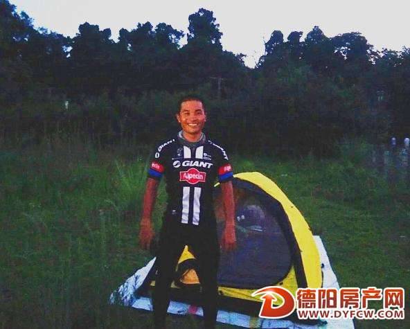 从新加坡骑自行车到德阳
