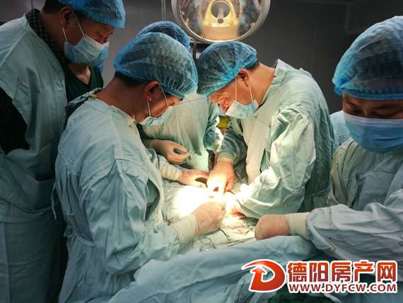千里之外德阳医生在彝区过了个特殊的生日