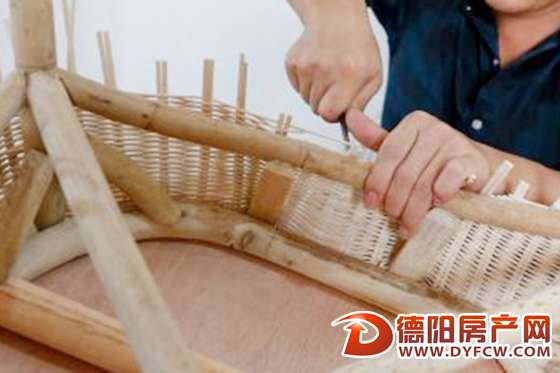 罗江首家“就业扶贫车间”成立