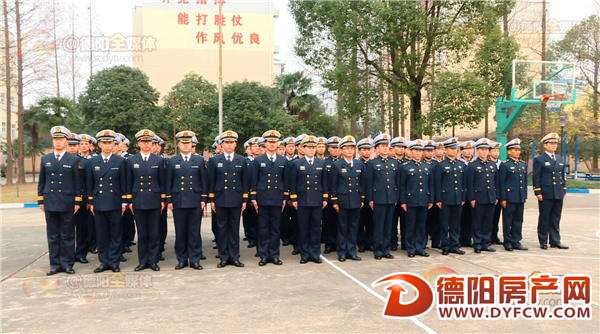 德阳舰发来新年贺电 向家乡人民拜年