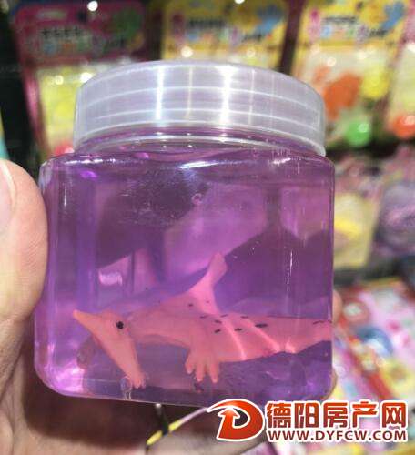 被曝有毒的网红“水晶泥”德阳校园周边也有卖