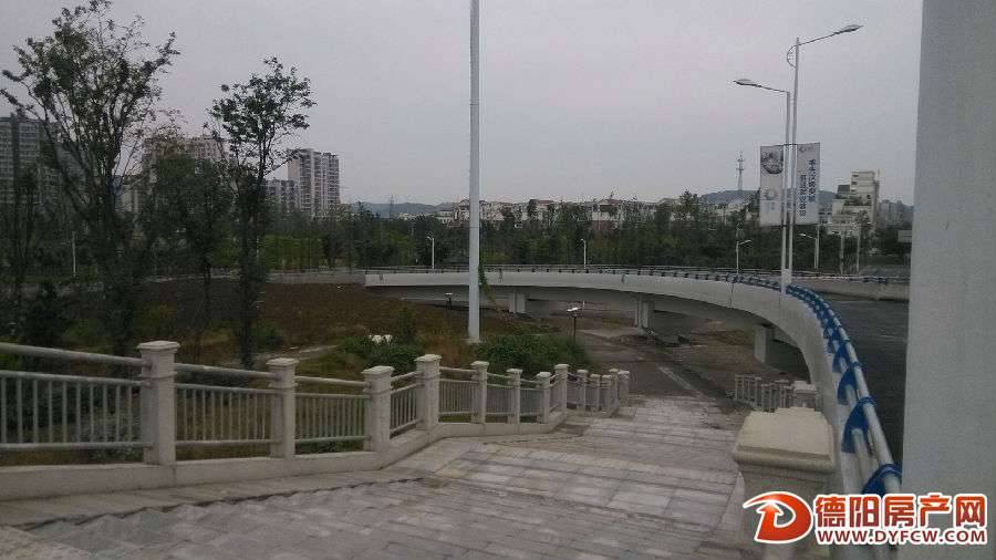 沱江路大桥二期工程简报