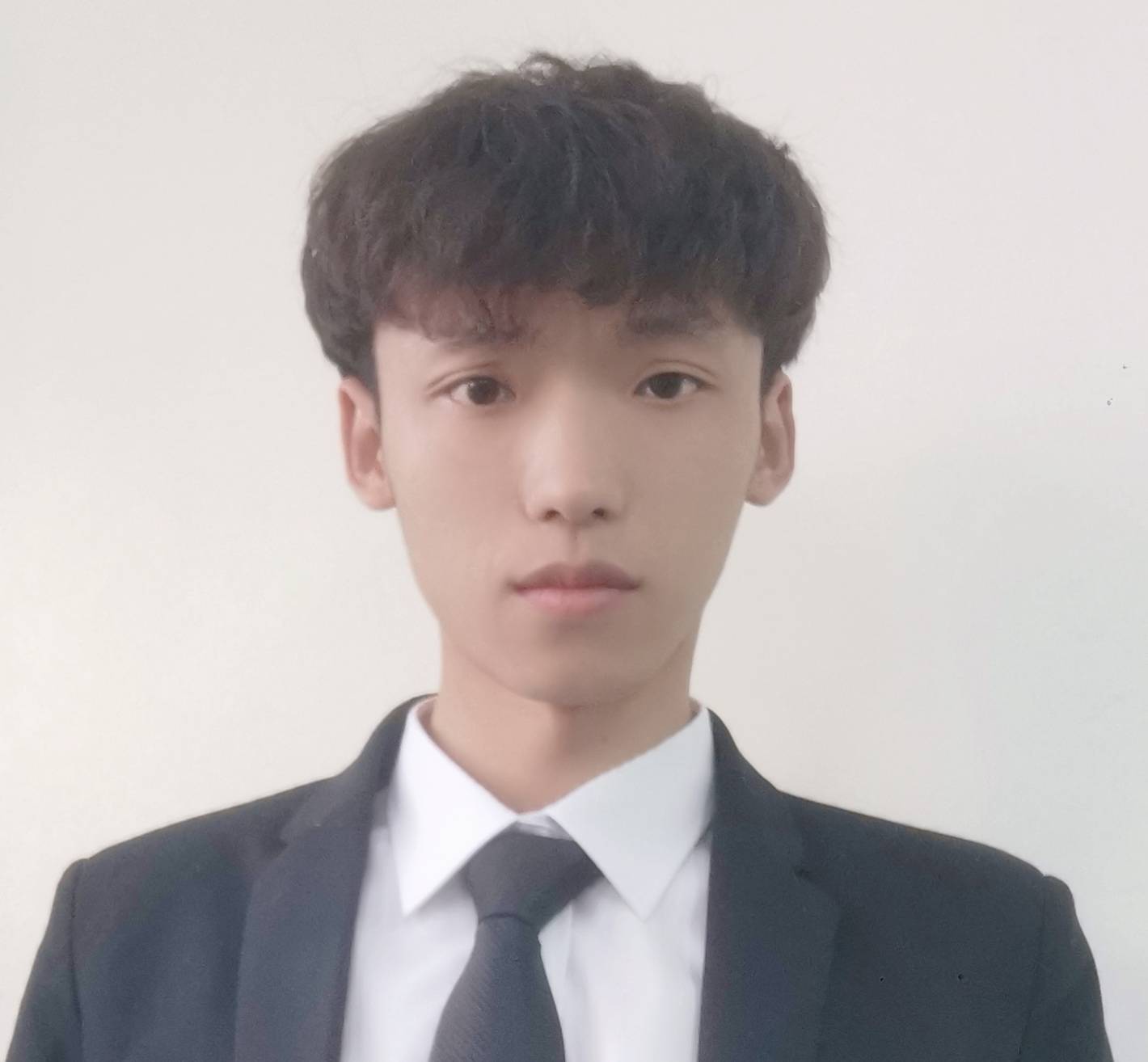汤琦